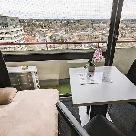 Time To Relax In Downtown Apartment *