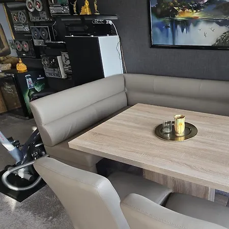 Time To Relax In Downtown Apartment